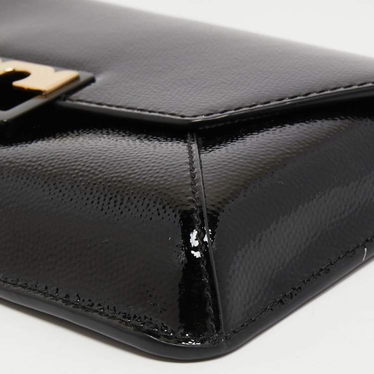 Pre Owned Tory Burch Black Textured Patent Leather Gigi Clutch