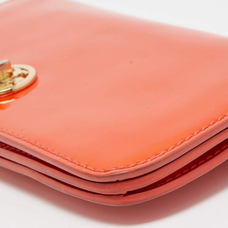 Pre Owned Tory Burch Orange Patent Leather Adalyn Crossbody Bag