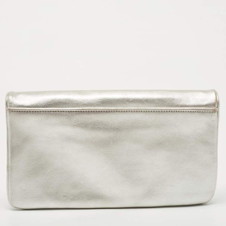 Pre Owned Tory Burch Metallic Silver Leather Reva Clutch