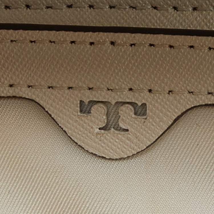 مملوكة مسبقًا Tory Burch Off White Leather Robinson Crossbody Bag