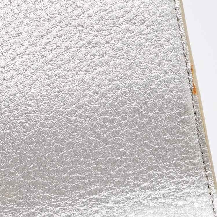 Pre Owned Tory Burch Silver Leather Mini Kira Crossbody Bag