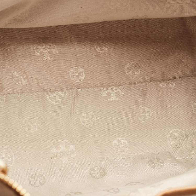 Pre Owned Tory Burch Beige Saffiano Patent and Leather Robinson Double Zip Tote
