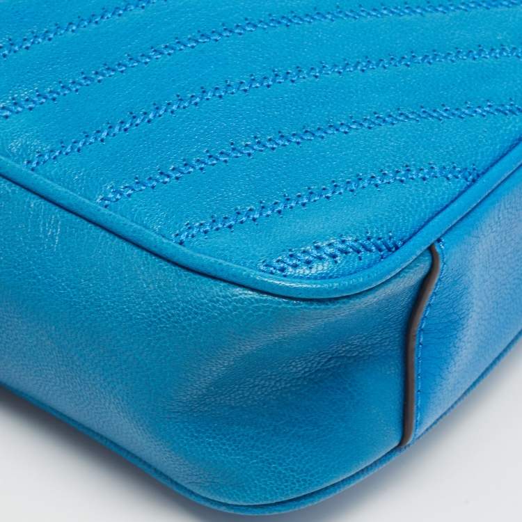 Pre Owned Tory Burch Blue Chevron Leather Fleming Camera Bag