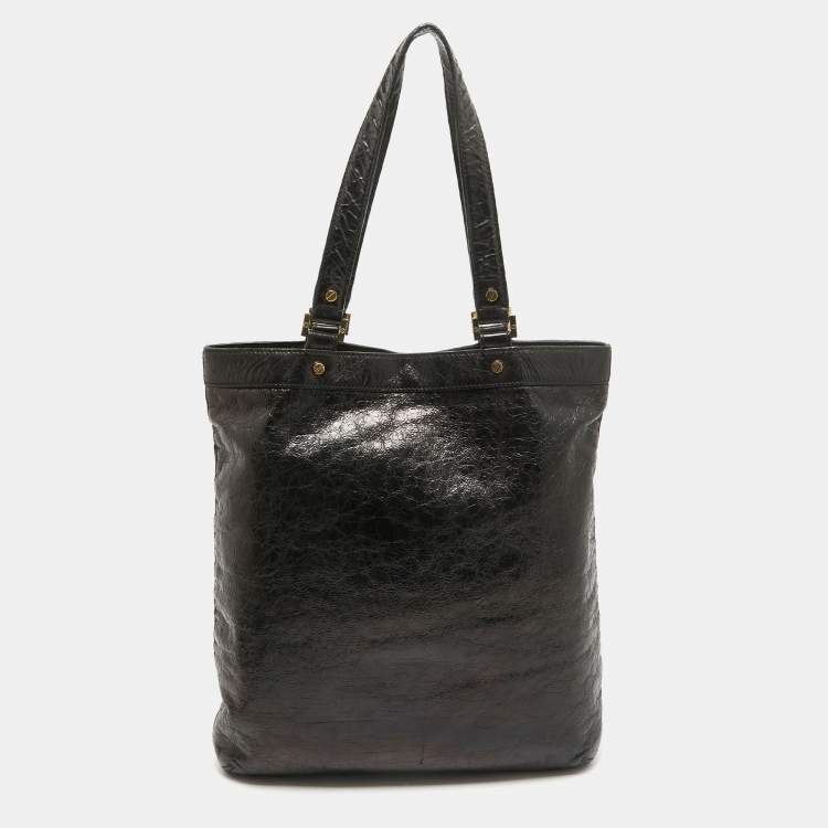 Pre Owned Tory Burch Black Crinkled Patent Leather Embossed Tote