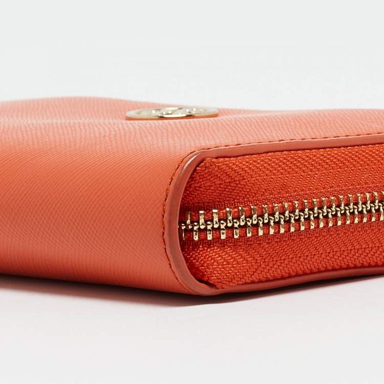 Pre Owned Tory Burch Orange Leather Robinson Zip Around Wristlet Wallet