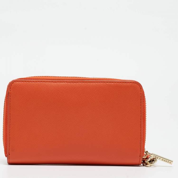 Pre Owned Tory Burch Orange Leather Robinson Zip Around Wristlet Wallet