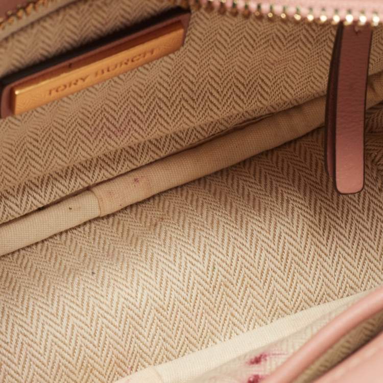 Pre Owned Tory Burch Pink Chevron Leather Small Kira Camera Bag