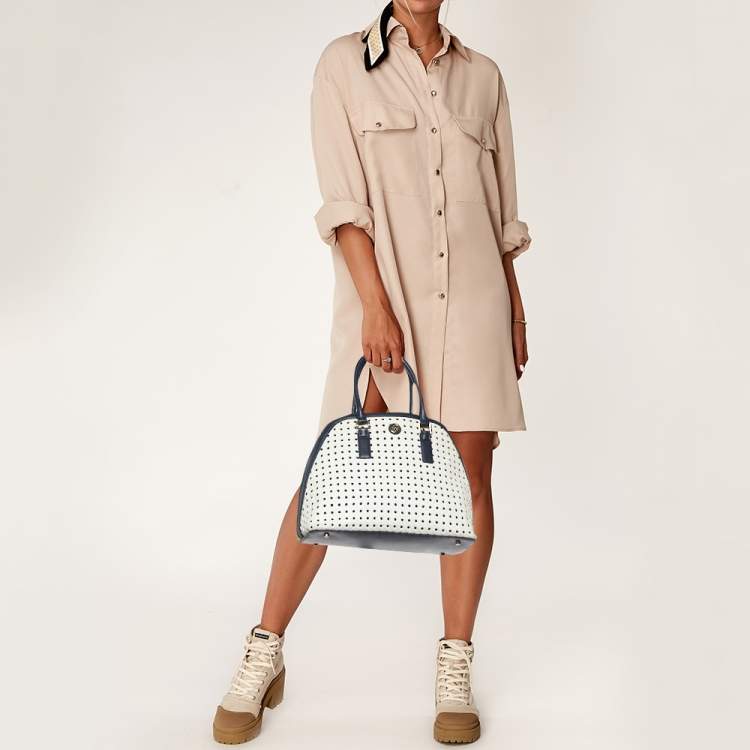 Pre Owned Tory Burch White/Blue Woven Leather Robinson Dome Satchel