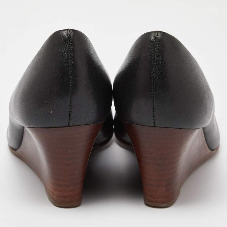 Pre Owned Tory Burch Black Leather Metal Logo Wedge Pumps Size 37.5