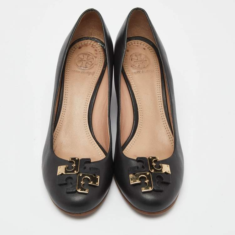 Pre Owned Tory Burch Black Leather Metal Logo Wedge Pumps Size 37.5