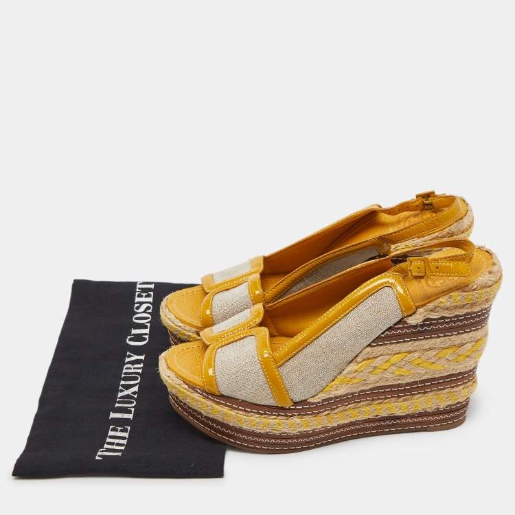 Pre Owned Tory Burch Yellow/Beige Canvas and Patent Leather Espadrille Wedge Platform Slingback Sandals Size 40
