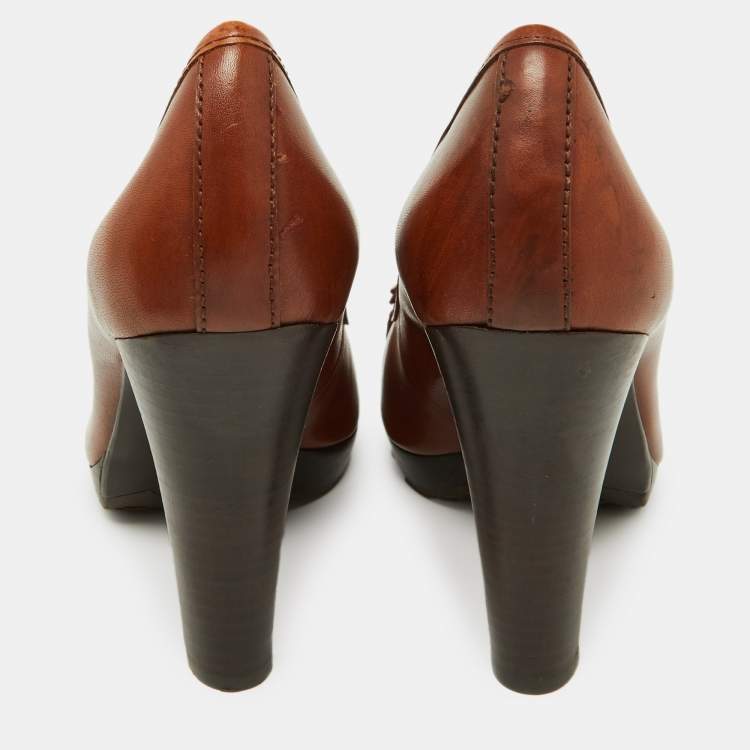 Pre Owned Tory Burch Brown Leather Logo Detail Round Toe Pumps Size 40.5