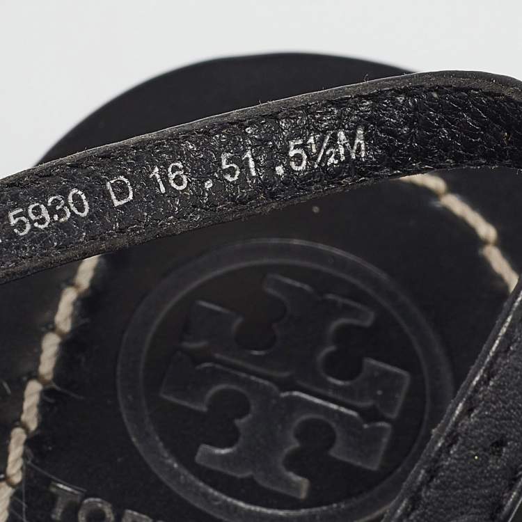 مملوكة مسبقًا Tory Burch Black Leather Chain Detail Thong Sandals Size 36