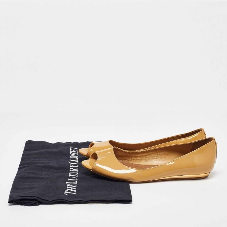 Pre Owned Tory Burch Yellow Patent Leather Ballet Flats Size 36