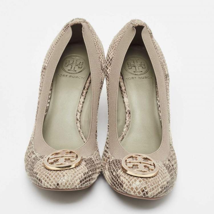 Pre Owned Tory Burch Two Tone Snakeskin Embossed Suede Scrunch Wedge Pumps Size 38