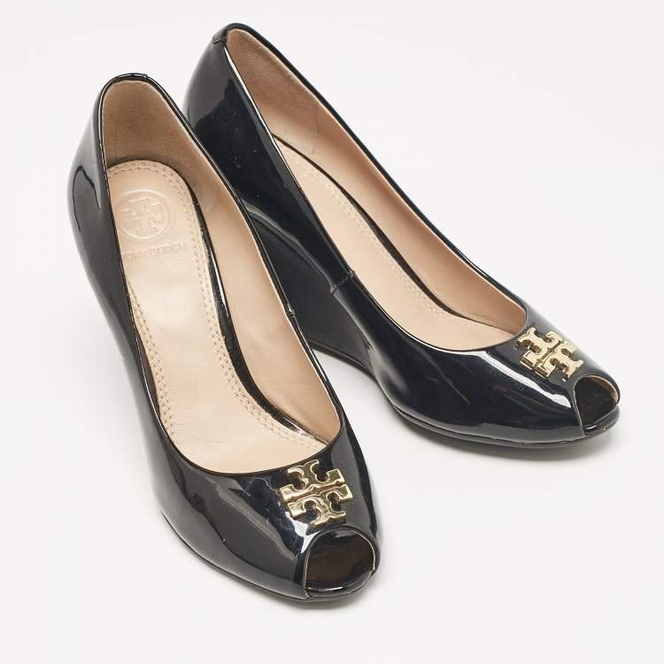 Pre Owned Tory Burch Black Patent Leather Jade Wedge Pumps Size 36.5