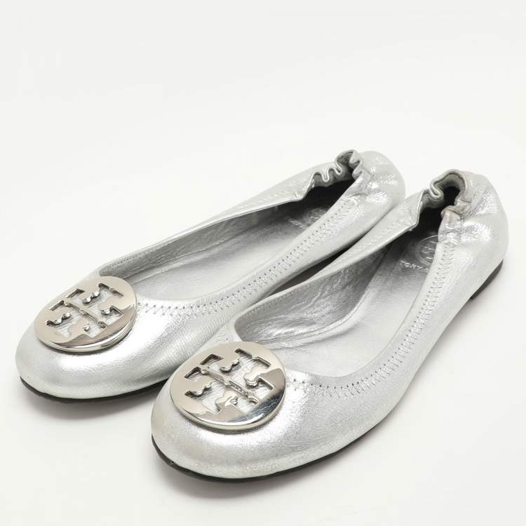 Pre Owned Tory Burch Silver Leather Minnie Ballet Flats 37.5