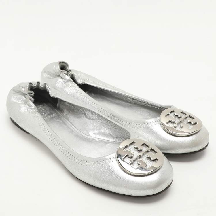 Pre Owned Tory Burch Silver Leather Minnie Ballet Flats 37.5