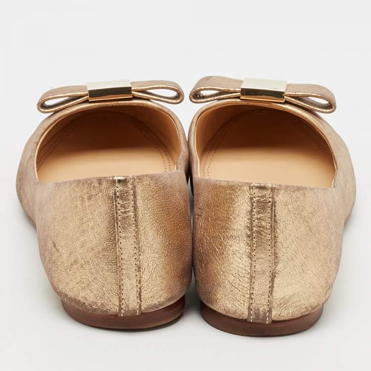 Pre Owned Tory Burch Gold Leather Bow Chase Ballet Flats Size 40.5