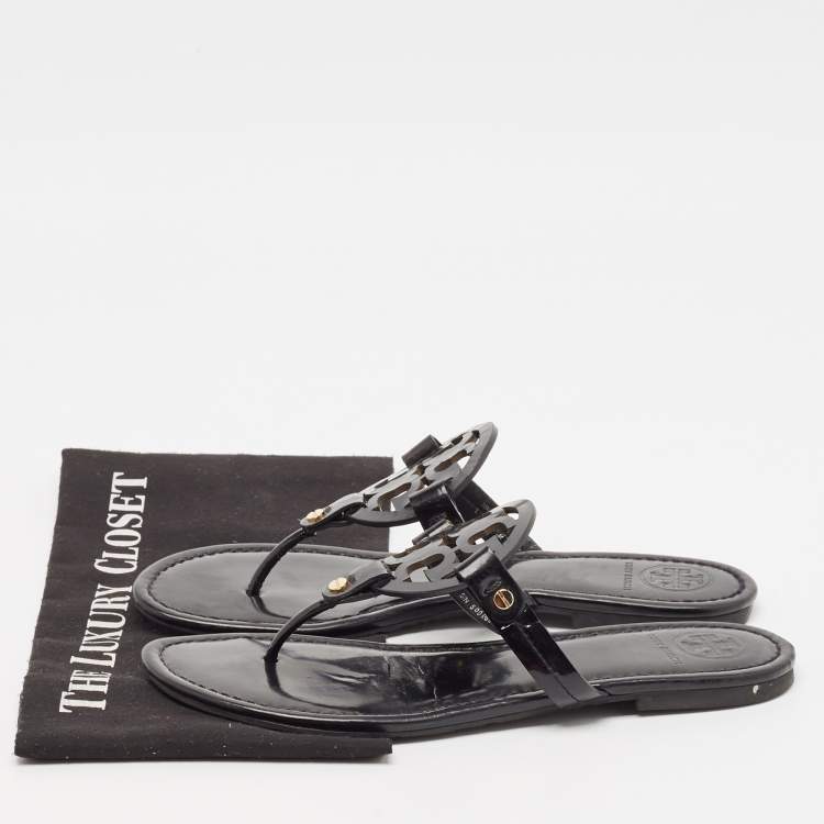 مملوكة مسبقًا Tory Burch Black Patent Leather Miller Thong Flats Size 40