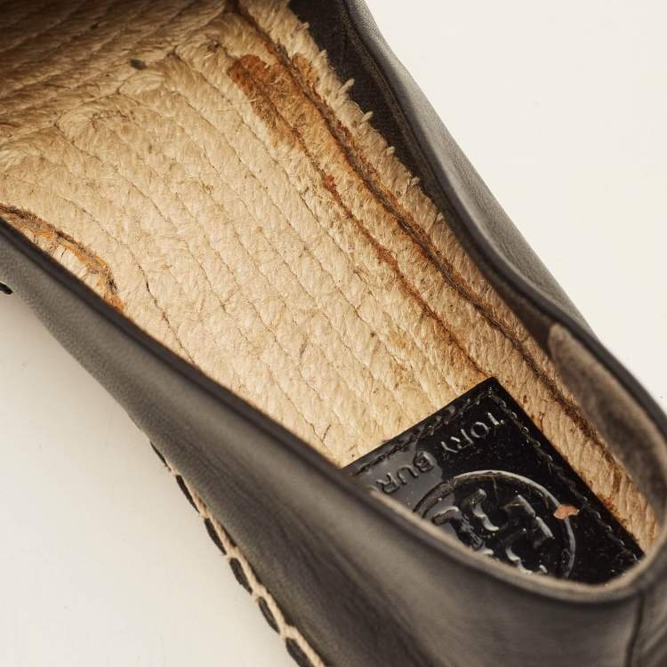 مملوكة مسبقًا Tory Burch Black Leather Logo Cap Toe Espadrille Flats Size 39