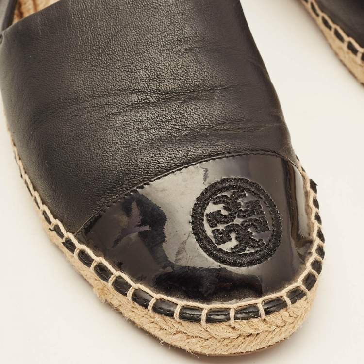 مملوكة مسبقًا Tory Burch Black Leather Logo Cap Toe Espadrille Flats Size 39