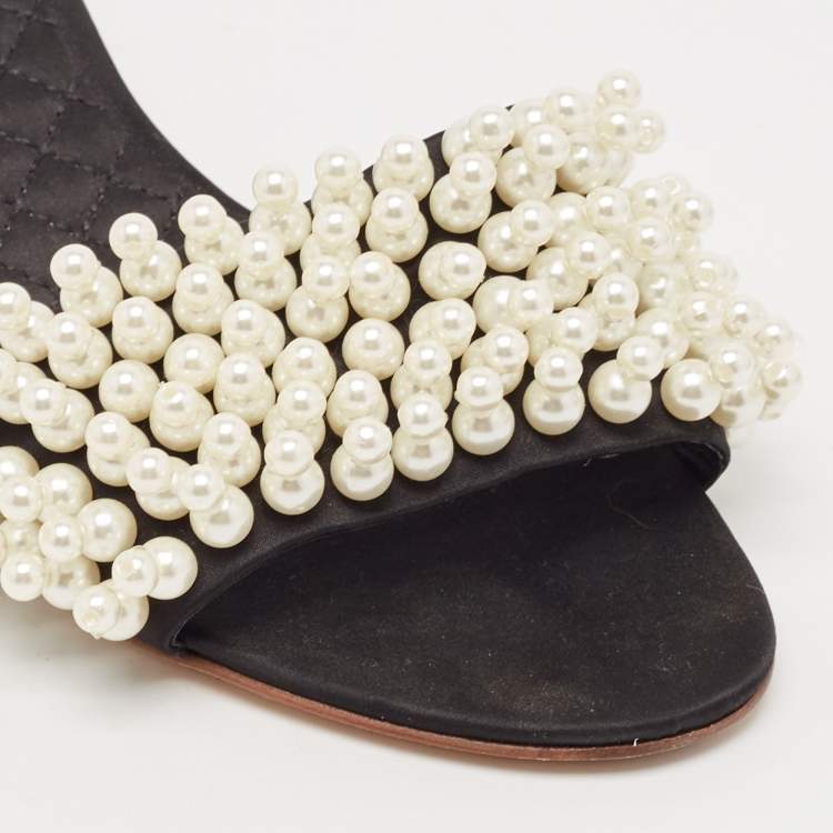 Pre Owned Tory Burch Black Satin Faux Pearl Embellished Slide Sandals Size 36.5