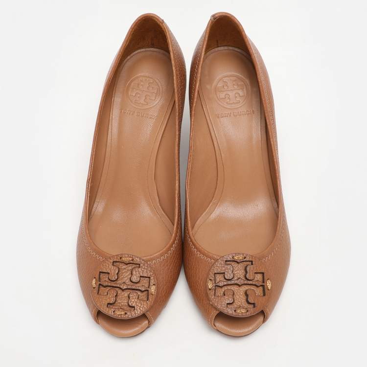 Pre Owned Tory Burch Brown Leather Chelsea Wedge Pumps Size 38