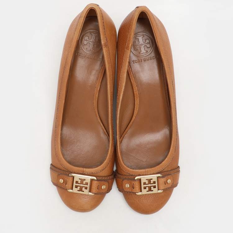 Pre Owned Tory Burch Tan Leather Wedge Pumps Size 38