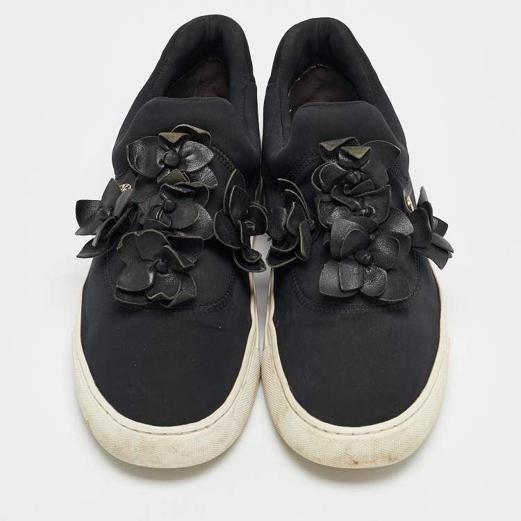 Pre Owned Tory Burch Black Neoprene And Leather Blossom Floral Applique Slip On Sneakers Size 39