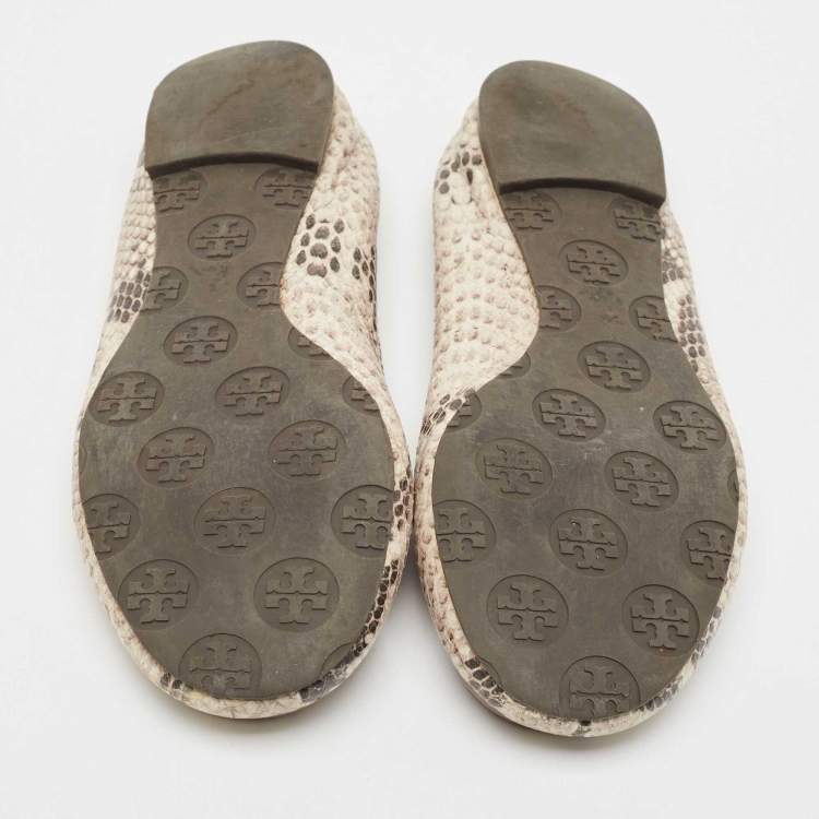 Pre Owned Tory Burch Cream/Black Python Embossed Leather Reva Scrunch Ballet Flats Size 36