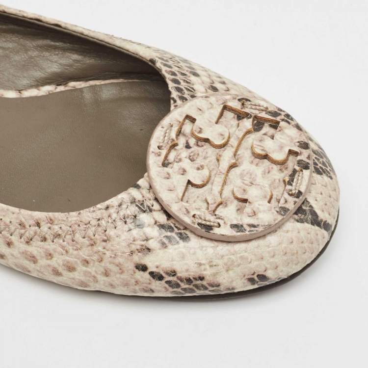 Pre Owned Tory Burch Cream/Black Python Embossed Leather Reva Scrunch Ballet Flats Size 36