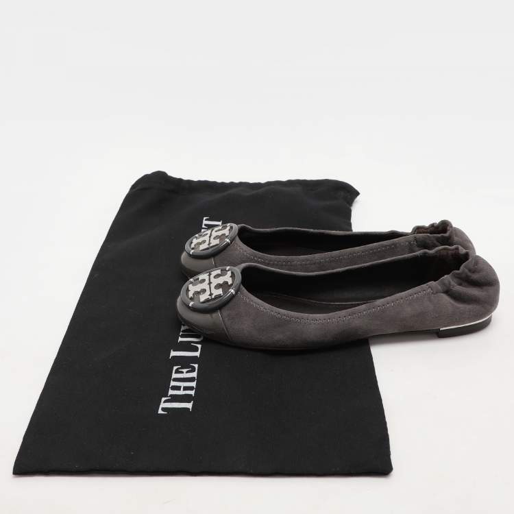 Pre Owned Tory Burch Dark Grey Patent Leather and Suede Reva Ballet Flats Size 36