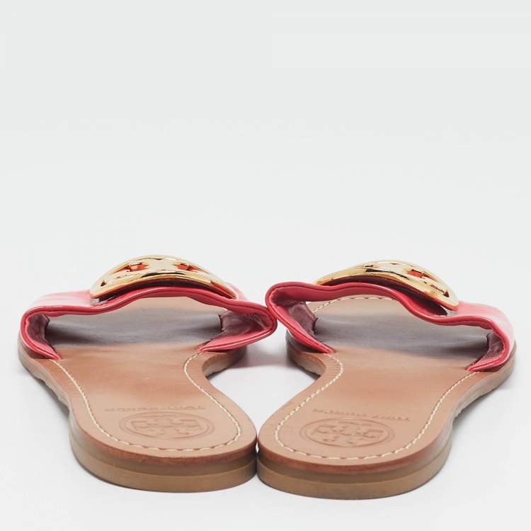 مملوكة مسبقًا Tory Burch Pink Patent Leather Logo Flat Slides Size 36.5