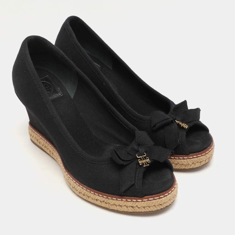 Pre Owned Tory Burch Black Canvas Jackie Wedge Peep Toe Pumps Size 35.5