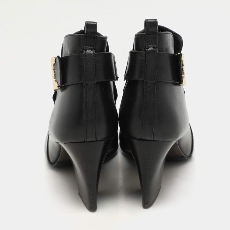 Pre Owned Tory Burch Black Leather Ankle Length Boots Size 41