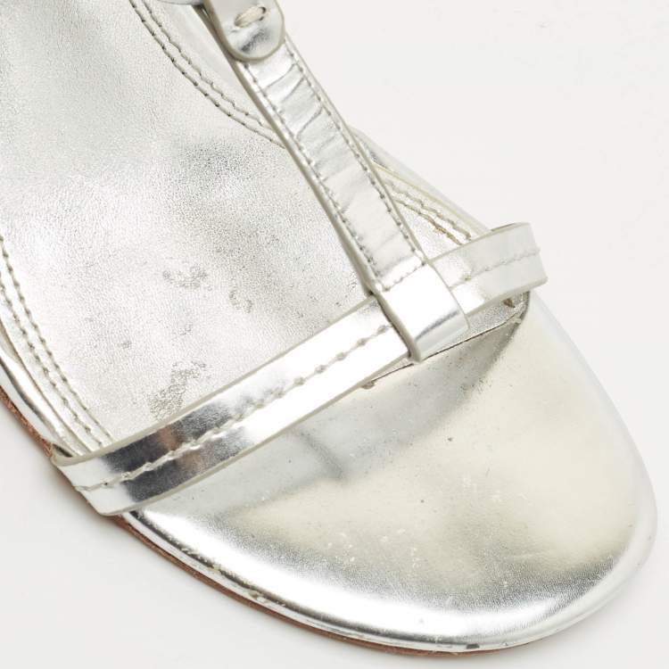 Pre Owned Tory Burch Silver Leather Ankle Strap Sandals Size 35.5