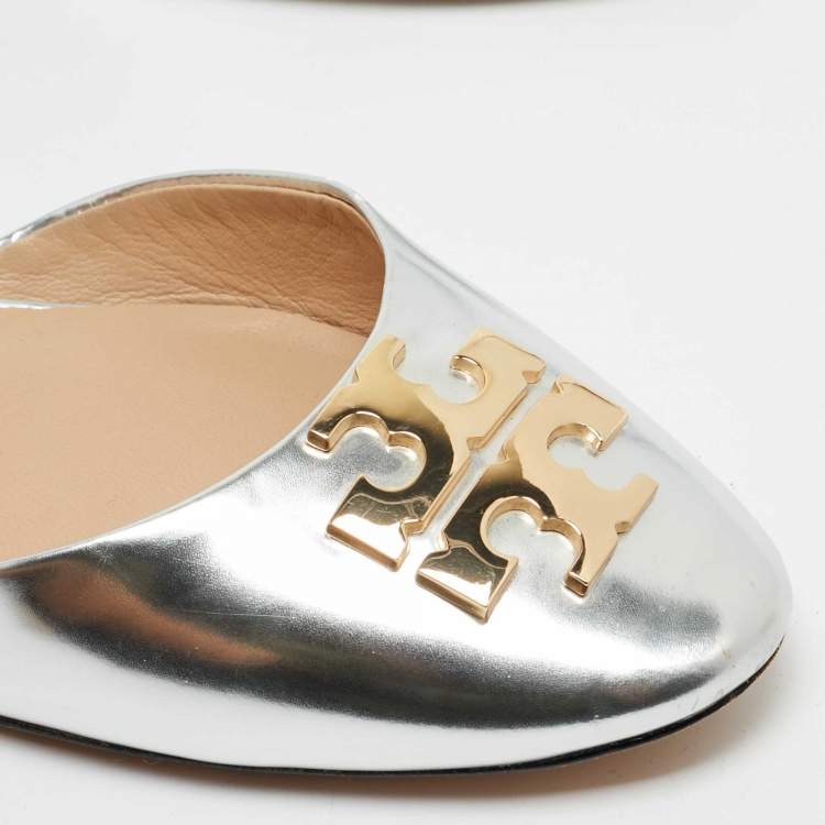 Pre Owned Tory Burch Silver Leather Raleigh Flats Size 38.5