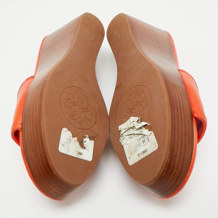 Pre Owned Tory Burch Orange Leather Patty Wedge Slide Sandals Size 38.5