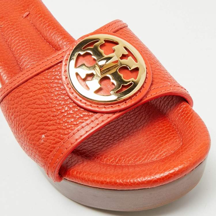 Pre Owned Tory Burch Orange Leather Patty Wedge Slide Sandals Size 38.5