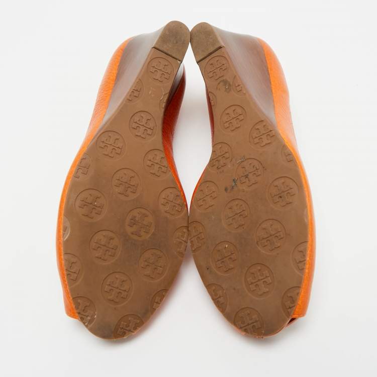 Pre Owned Tory Burch Orange Leather Logo Peep Toe Wedge Pumps Size 38