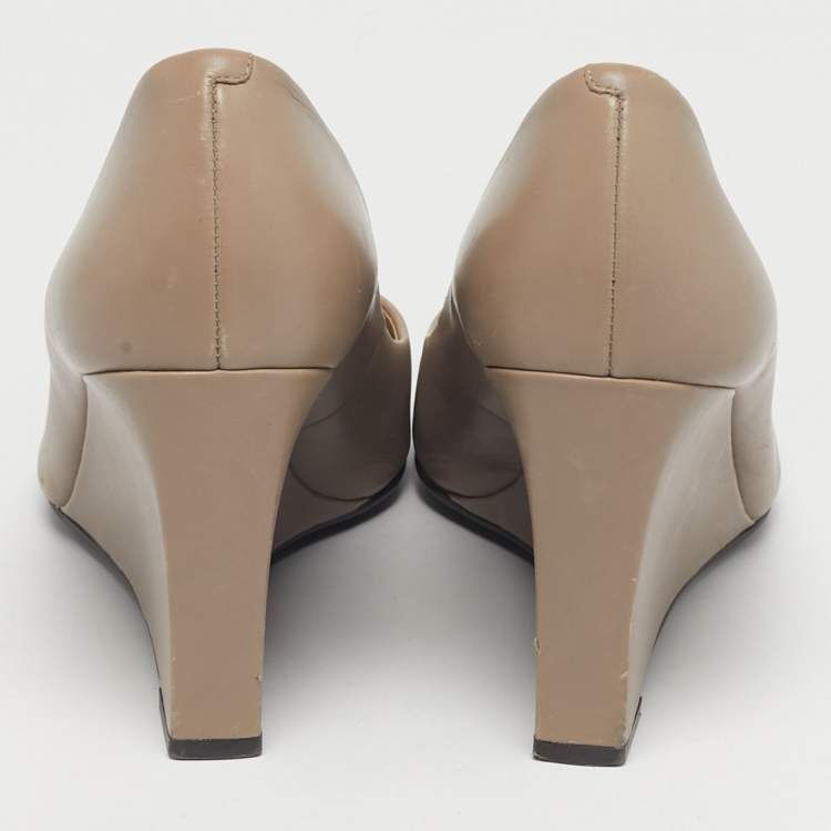 Pre Owned Tory Burch Grey Leather Sally Wedge Pumps Size 39