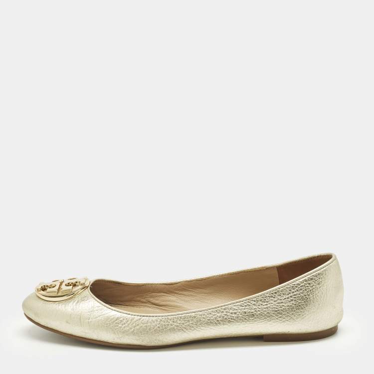 مملوكة مسبقًا Tory Burch Claire Size 39.5 Gold Patent Leather Ballet Flats