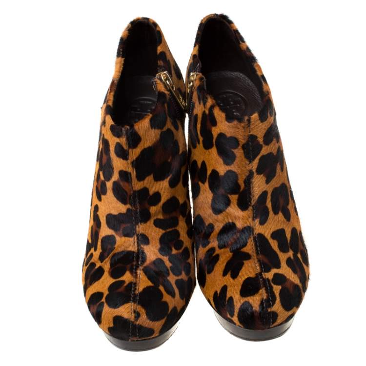 Pre Owned Tory Burch Leopard Print Calfhair Pointed Toe Heel Ankle Boots Size 37.5