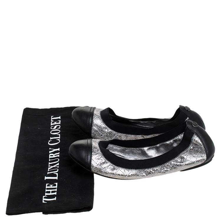 Pre Owned Tory Burch Silver/Black Quilted Leather Garter Ballet Flats Size 36
