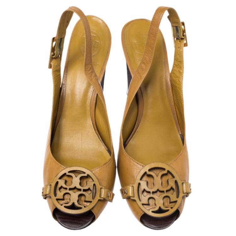 Pre Owned Tory Burch Mustard Yellow Leather Raphael Logo Slingback Open Toe Sandals Size 39.5