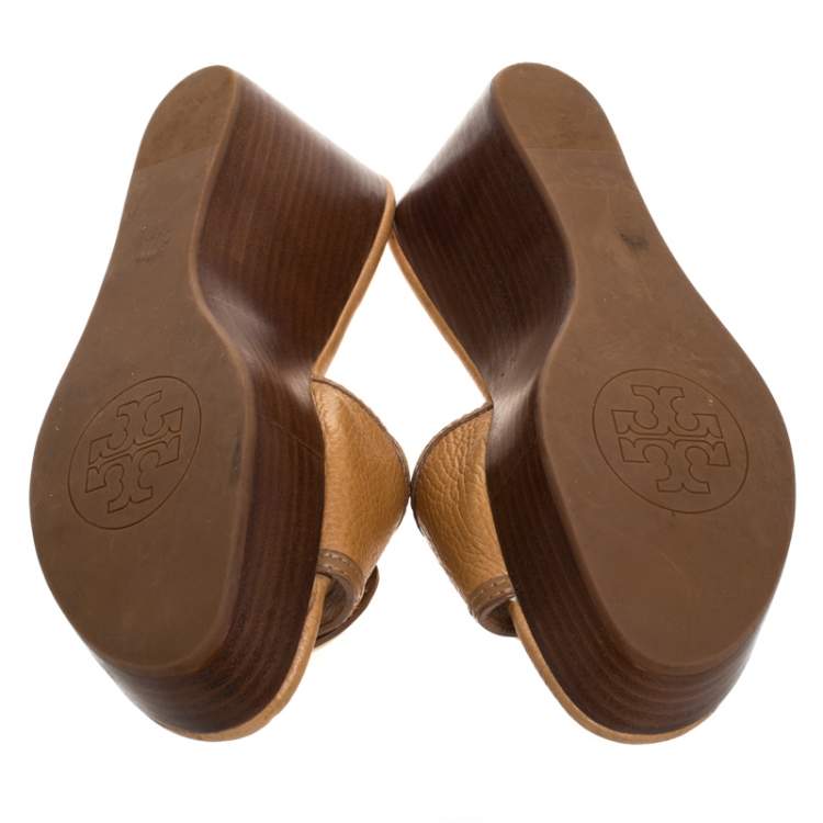 مملوكة مسبقًا Tory Burch Tan Leather Selma Platform Wedge Sandals Size 37