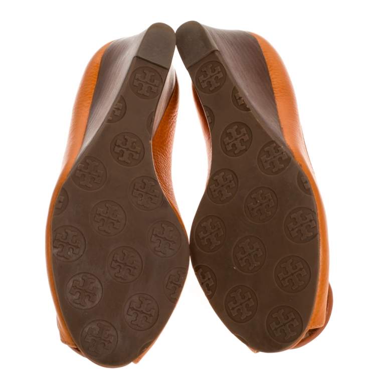 Pre Owned Tory Burch Orange Leather Logo Wedge Peep Toe Pumps Size 36.5