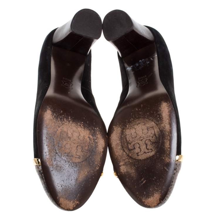 Pre Owned Tory Burch Black Suede And Grey Python Embossed Leather Cap Toe Pumps Size 38.5
