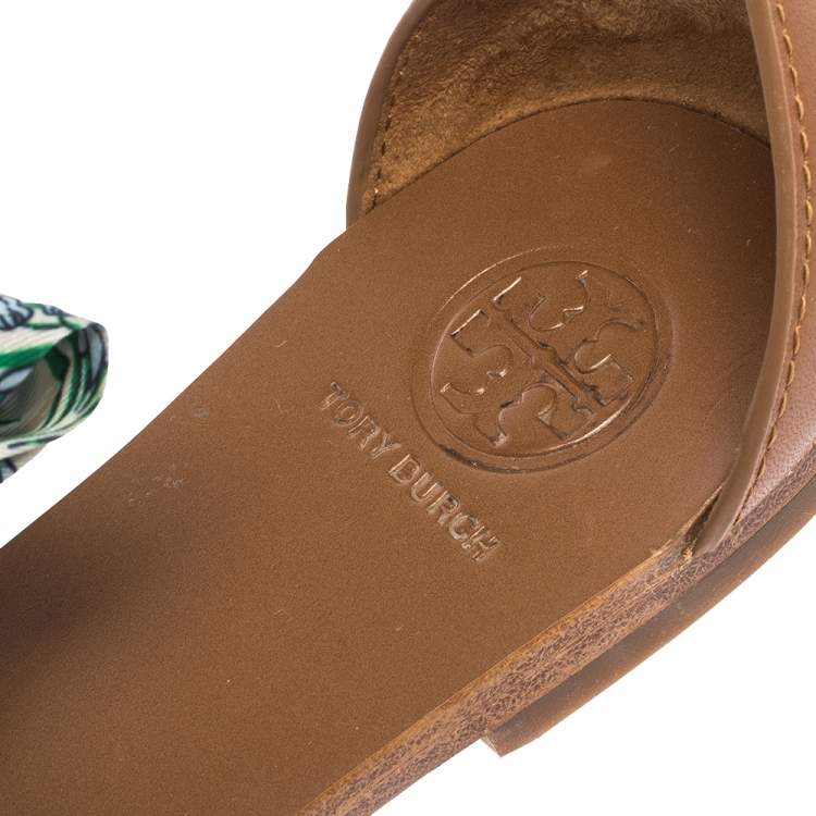 مملوكة مسبقًا Tory Burch Brown Leather And Printed Scarf Miller Sandals Size 37